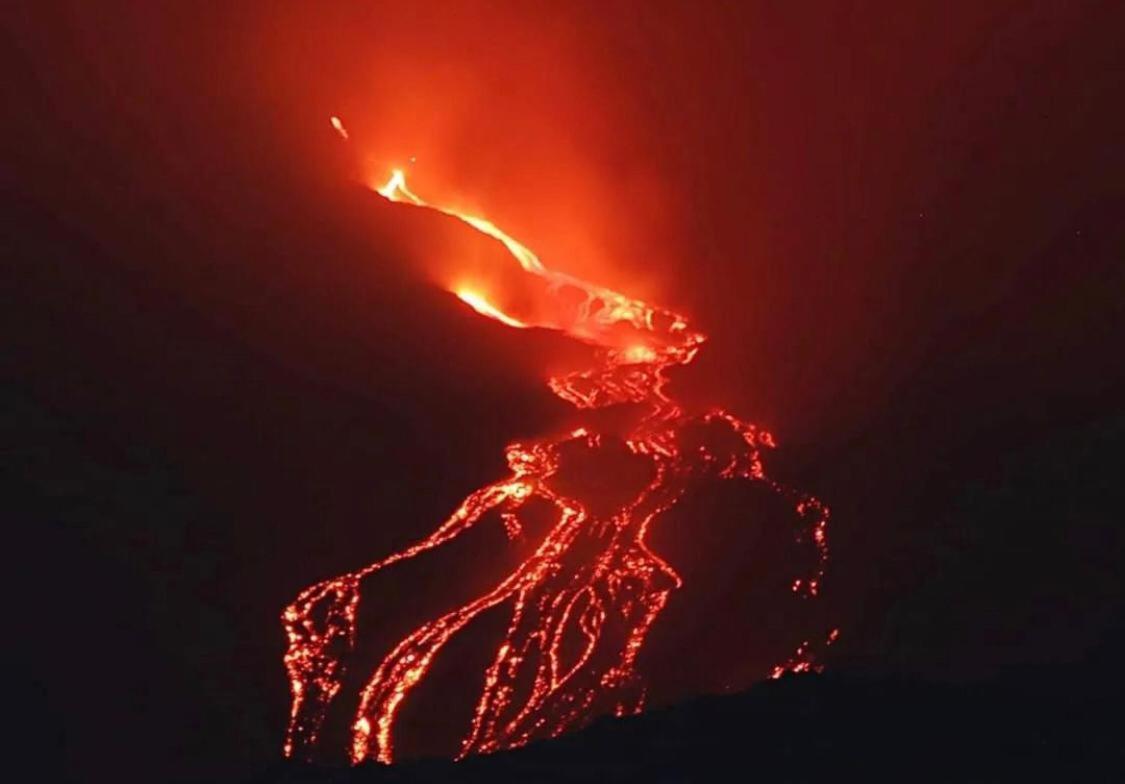 Etna City Home Accogliente Nel Cuore Di Katania Zewnętrze zdjęcie
